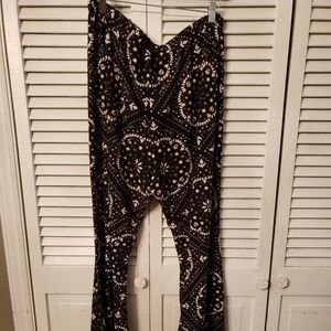 Leggins type pants